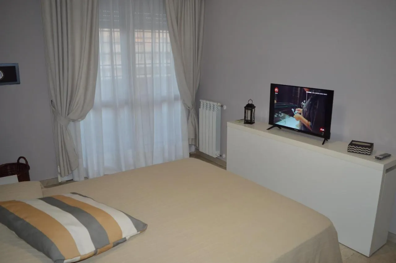 Porta Di Roma Intero Appartamento Рим