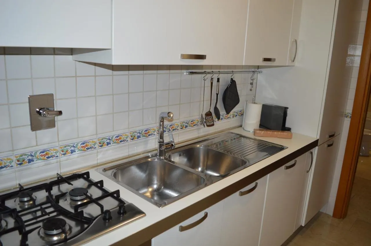 Porta Di Roma Intero Appartamento Италия